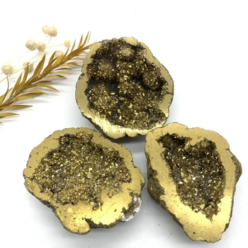 Aukso Titano Aura Agato, Kvarco Kristalų Sankaupos Geode Mineralų Pavyzdys, Dekoratyviniai Akmenys Gydymo Mineralinės Rūdos