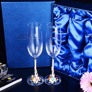 2 vnt / komplektas Dovanų dėžutėje emaliuota vyno stiklo Kristalų šampanas fleitos akinius Goblet Šalis vestuvių Dekoravimo reikmenys