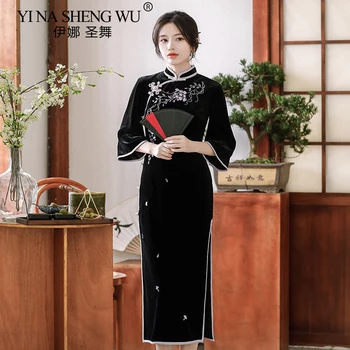 2022 m. Žiemos Naujus Velvet Siuvinėjimo Moterų Suknelė Tradicinių Cheongsam Kasdien Savęs auginimo Temperamentas Cheongsam Ilga Suknelė