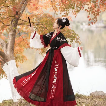 3 Spalvų Senovės Kinų Tradicinės Raudona 6M Hanfu Suknelė Moterims Triušis Siuvinėjimo Princesė Apranga Pasakų, Liaudies Šokių Kostiumas